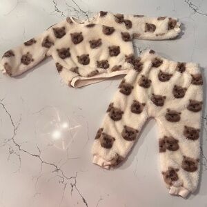 Baby Gap Baby Sherpa Brennan Bear Outfit